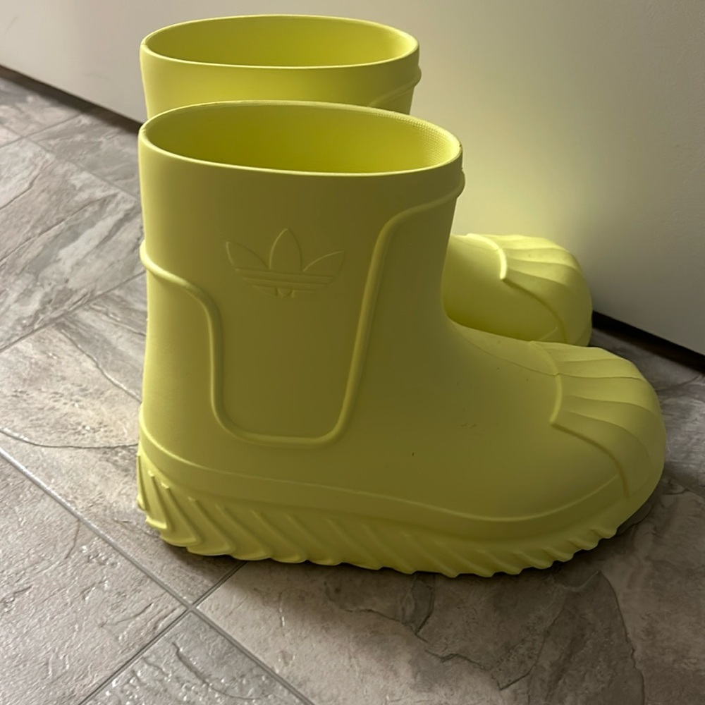 Unisex adidas rainboots